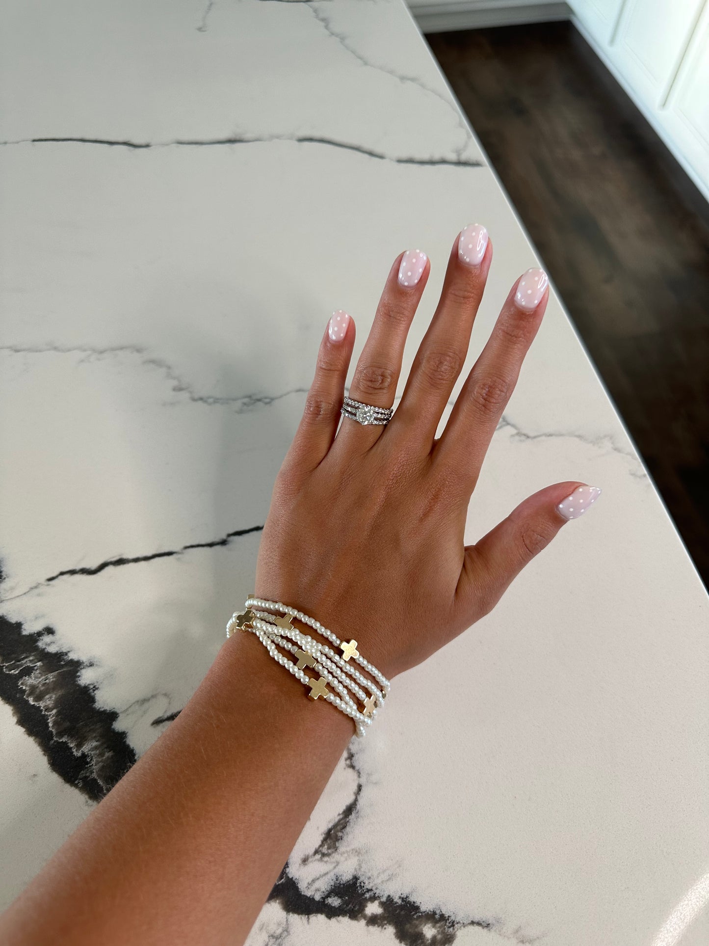 Cross Stretch Bracelet Set - Gold/Pearl