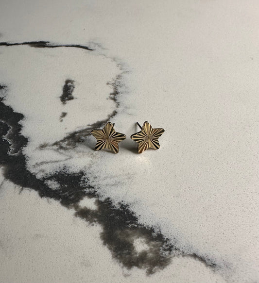 Star Stud Earrings - Gold