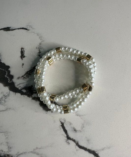 Petite Pearl Stretch Bracelet Set